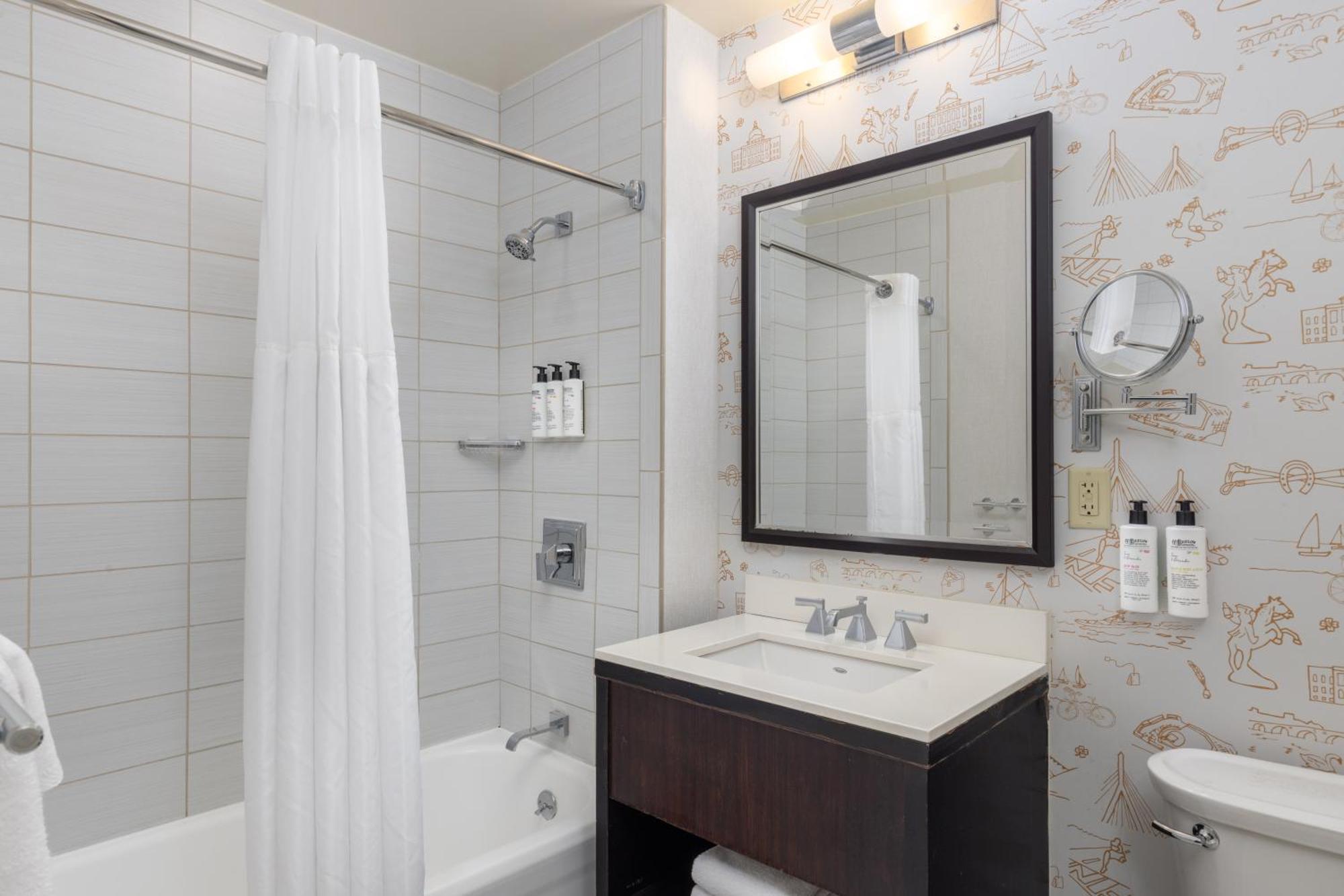 Queen Room - Disability Access,1632988447:JPEG